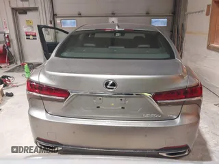 2018 Lexus LS with VIN JTHC51FF5J5005147, listed as a IAAI auction lot 41223294 with 82,697 mi miles. Bid and sale history available at carsss.com. Image 16.