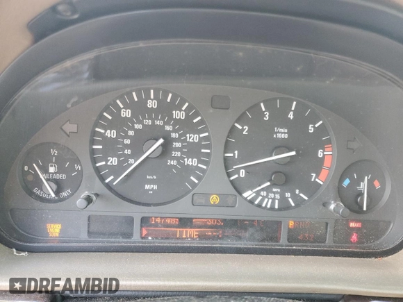 2001 BMW 7 Series 740iL with VIN WBAGH83451DP31373, listed as a Copart auction lot 49294285 with 147,483 mi miles and Salvage Title. Bid and sale history available at carsss.com. Image 9.