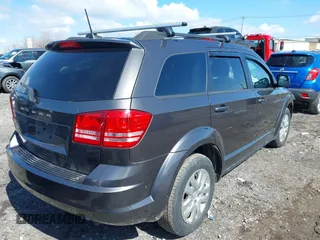 2018 Dodge Journey SE with VIN 3C4PDCAB3JT506088, listed as a IAAI auction lot 41969875 with 47,567 mi miles and . Bid and sale history available at carsss.com. Image 4.