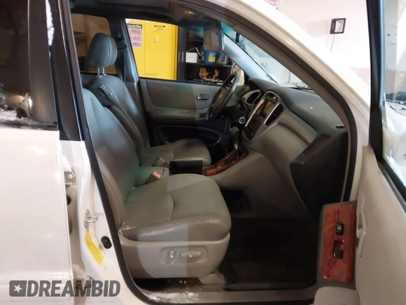 2007 Toyota Highlander w/3rd Row with VIN JTEDP21A570128417, listed as a IAAI auction lot 41578091 with 196,596 mi miles and . Bid and sale history available at DreamBid. Image 5.
