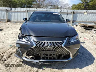 2021 Lexus ES 250 z VIN 58AD11D19MU003859, wystawiony jako Copart lot #49543395 z przebiegiem 102 968 mil mil oraz Szkoda całkowita • Salvage title. Historia ofert i sprzedaży dostępna na DreamBid. Obrazek 5.