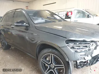 2020 Mercedes-Benz GLC with VIN WDC0G8EB8LF699555, listed as a IAAI auction lot 41673140 with 1 mi miles. Bid and sale history available at carsss.com. Image 13.