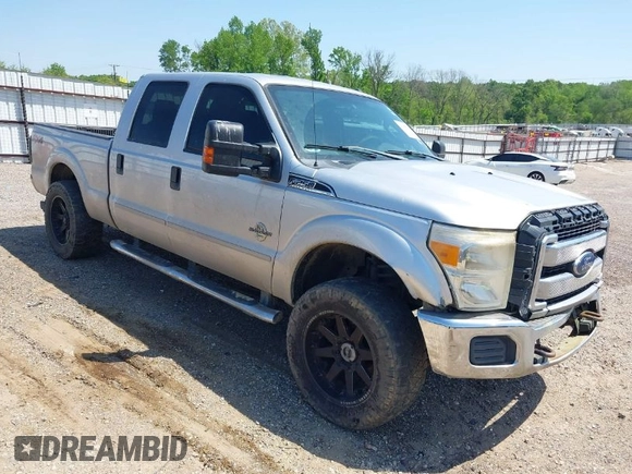 2016 Ford F-250 Lariat z VIN 1FT7W2BT3GEC97455, wystawiony jako IAAI lot #41977320 z przebiegiem 238 360 mil mil oraz . Historia ofert i sprzedaży dostępna na DreamBid. Obrazek 1.