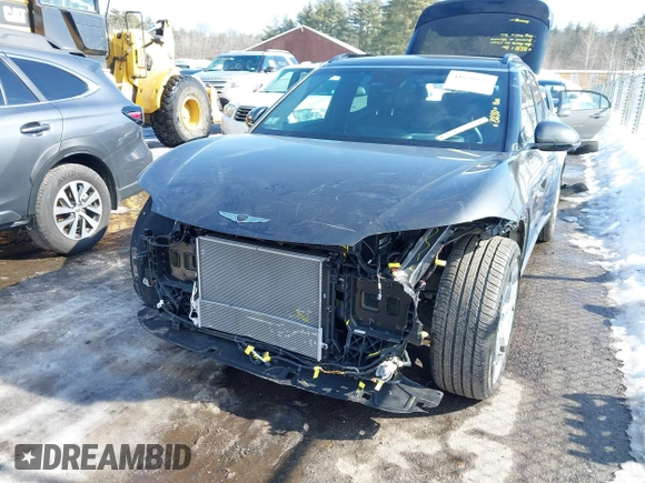 2024 Genesis GV60 z VIN KMUKEDSBXRU023868, wystawiony jako IAAI lot #41638835 z przebiegiem 2 698 mil mil oraz . Historia ofert i sprzedaży dostępna na DreamBid. Obrazek 6.