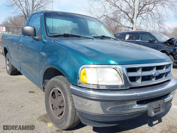 1998 Ford F-150 Standard with VIN 1FTZF1723WNC12776, listed as a IAAI auction lot 41599872 with 125,007 mi miles. Bid and sale history available at carsss.com. Image 1.