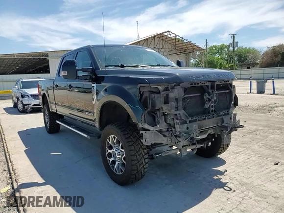 2020 Ford F-250 XL with VIN 1FT8W2BT6LEE68603, listed as a Copart auction lot 56528725 with 171,846 mi miles and Salvage title. Bid and sale history available at DreamBid. Image 13.