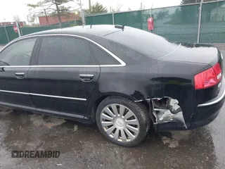 2006 Audi A8 z VIN WAUMR44E86N015925, wystawiony jako IAAI lot #42003490 z przebiegiem 175 003 mil mil oraz . Historia ofert i sprzedaży dostępna na DreamBid. Obrazek 6.