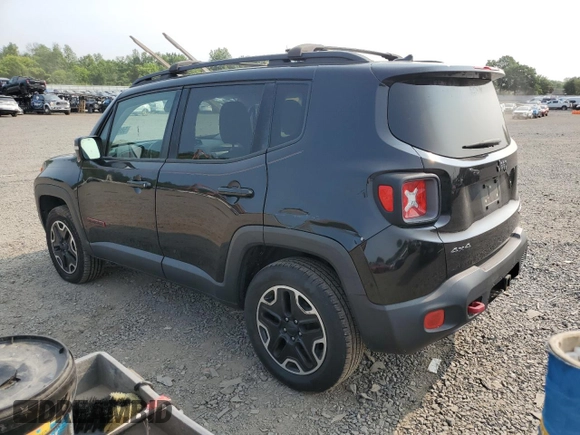 2017 Jeep Renegade Trailhawk with VIN ZACCJBCB8HPE43103, listed as a Copart auction lot 58690885 with 135,139 mi miles and Clean title. Bid and sale history available at DreamBid. Image 2.