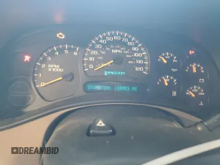 2004 Chevrolet Suburban LS with VIN 1GNEC16Z04J269261, listed as a Copart auction lot 46667485 with 180,923 mi miles and Salvage Title. Bid and sale history available at carsss.com. Image 9.