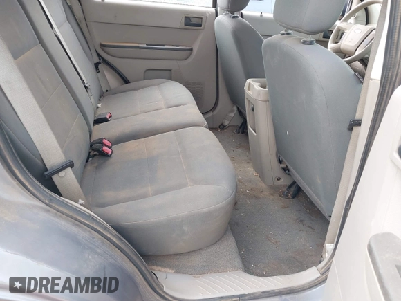 2008 Ford Escape XLS с VIN 1FMCU02Z58KA18082, выставлен на аукционе IAAI как лот 41957377 с пробегом 141 200 миль миль и . История ставок и продаж доступна на DreamBid. Изображение 8.