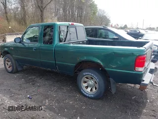 2000 Ford Ranger XL with VIN 1FTYR14V6YTA24267, listed as a IAAI auction lot 41964509 with 140,436 mi miles. Bid and sale history available at carsss.com. Image 3.
