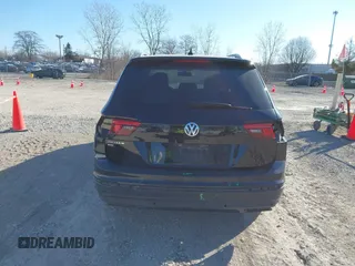2019 Volkswagen Tiguan SE with VIN 3VV3B7AX9KM135037, listed as a IAAI auction lot 41527344 with 146,630 mi miles and . Bid and sale history available at DreamBid. Image 17.