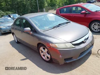 2011 Honda Civic LX-S z VIN 2HGFA1F65BH537780, wystawiony jako IAAI lot #42488672 z przebiegiem Nie podano mil oraz . Historia ofert i sprzedaży dostępna na DreamBid. Obrazek 1.