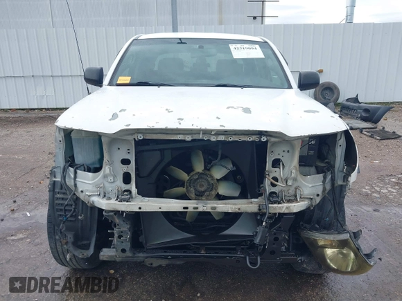 2007 Toyota Tacoma PreRunner with VIN 3TMJU62N77M030897, listed as a IAAI auction lot 42319094 with 325,560 mi miles and . Bid and sale history available at DreamBid. Image 6.
