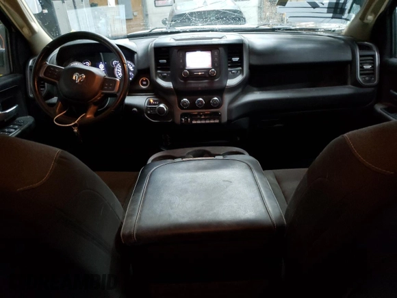2019 Ram 2500 Tradesman z VIN 3C6UR5CJ2KG593276, wystawiony jako Copart lot #54655995 z przebiegiem 124 069 mil mil oraz Czysty tytuł • Clean title. Historia ofert i sprzedaży dostępna na DreamBid. Obrazek 8.