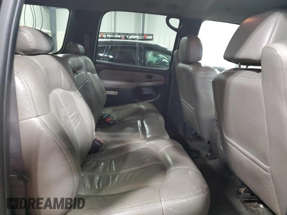 2002 Chevrolet Suburban LT with VIN 1GNFK16Z82J227408, listed as a Copart auction lot 71229194 with 304,713 mi miles and Salvage Title. Bid and sale history available at carsss.com. Image 11.