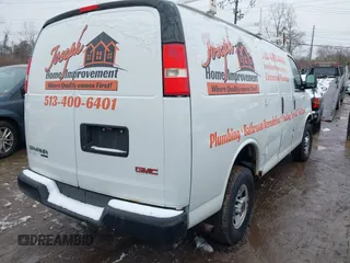2012 GMC Savana Cargo Van with VIN 1GTZ7TBG1C1198262, listed as a IAAI auction lot 41544120 with 178,651 mi miles. Bid and sale history available at carsss.com. Image 4.