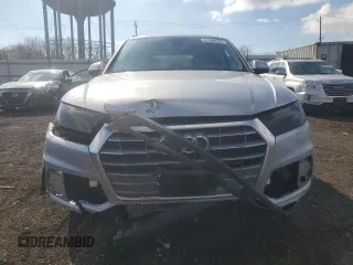 2020 Audi Q5 Premium Plus with VIN WA1BNAFY4L2035575, listed as a Copart auction lot 47128905 with 104,920 mi miles and Salvage Title. Bid and sale history available at carsss.com. Image 5.