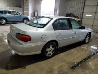 2005 Chevrolet Classic with VIN 1G1ND52F45M228522, listed as a Copart auction lot 50364125 with 121,219 mi miles and Salvage Title. Bid and sale history available at carsss.com. Image 3.