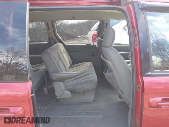 2006 Chrysler Town & Country with VIN 1A4GP45RX6B584391, listed as a IAAI auction lot 41882597 with 160,886 mi miles and . Bid and sale history available at DreamBid. Image 8.