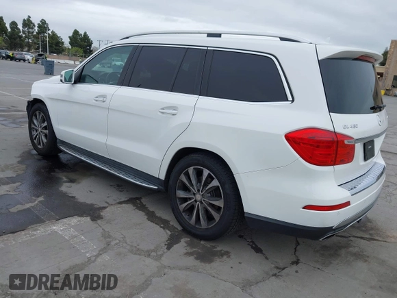2016 Mercedes-Benz GL with VIN 4JGDF6EE9GA676180, listed as a IAAI auction lot 41976350 with 95,348 mi miles. Bid and sale history available at carsss.com. Image 3.