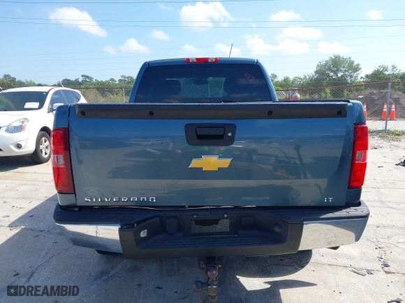 2013 Chevrolet Silverado 1500 LT with VIN 1GCRCSE08DZ117684, listed as a IAAI auction lot 41940484 with 192,374 mi miles. Bid and sale history available at carsss.com. Image 16.