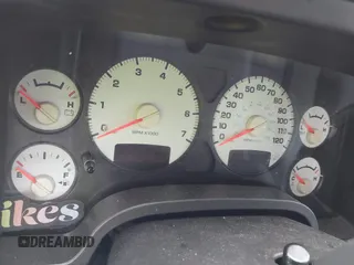 2003 Dodge 1500 ST z VIN 1D7HU18DX3S293859, wystawiony jako IAAI lot #41684118 z przebiegiem Nie podano mil oraz . Historia ofert i sprzedaży dostępna na DreamBid. Obrazek 7.