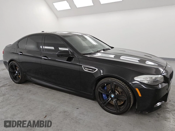 2013 BMW M5 with VIN WBSFV9C53DD096060, listed as a Copart auction lot 49504355 with 116,389 mi miles and Clean Title. Bid and sale history available at carsss.com. Image 4.