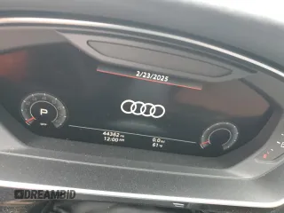 2019 Audi A8 L with VIN WAU8DAF82KN009487, listed as a Copart auction lot 48013045 with 44,362 mi miles and Clean Title. Bid and sale history available at carsss.com. Image 9.