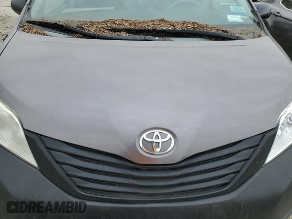 2013 Toyota Sienna L with VIN 5TDZK3DC4DS287532, listed as a Copart auction lot 53899055 with 0 mi miles and Clean Title. Bid and sale history available at carsss.com. Image 12.