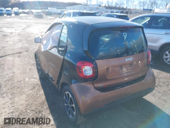 2016 Smart fortwo Passion with VIN WMEFJ5DA6GK079651, listed as a IAAI auction lot 41607293 with 146,753 mi miles and . Bid and sale history available at DreamBid. Image 3.