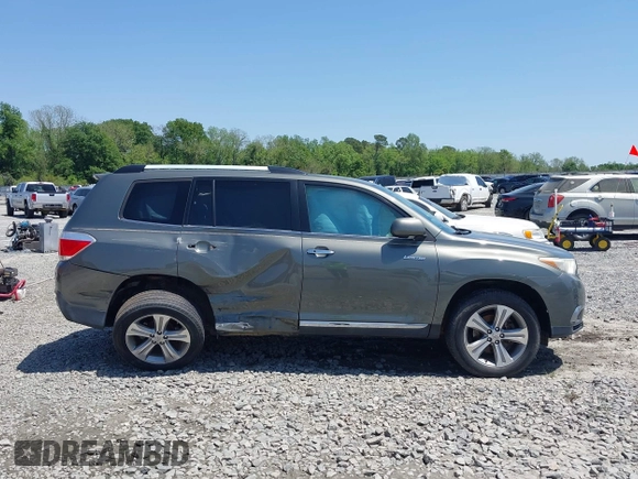 2011 Toyota Highlander Limited with VIN 5TDYK3EH8BS031915, listed as a IAAI auction lot 41984426 with 170,347 mi miles and . Bid and sale history available at DreamBid. Image 13.
