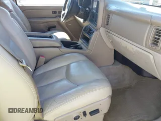 2005 GMC Yukon SLT with VIN 1GKEC13Z15R217223, listed as a IAAI auction lot 42177280 with 257,840 mi miles. Bid and sale history available at carsss.com. Image 5.