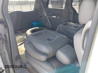 2005 Toyota Sienna XLE with VIN 5TDZA22C95S272882, listed as a IAAI auction lot 42045570 with 341,267 mi miles and . Bid and sale history available at DreamBid. Image 8.