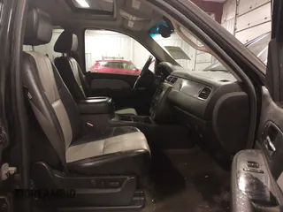 2008 Chevrolet Avalanche LS with VIN 3GNFK12378G169464, listed as a IAAI auction lot 41371639 with 246,490 mi miles and . Bid and sale history available at DreamBid. Image 5.