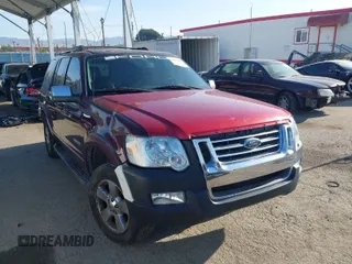 2006 Ford Explorer Limited z VIN 1FMEU65826ZA10136, wystawiony jako IAAI lot #41973669 z przebiegiem 179 440 mil mil oraz . Historia ofert i sprzedaży dostępna na DreamBid. Obrazek 1.