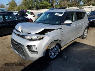 2020 Kia Soul LX with VIN KNDJ23AU9L7730177, listed as a Copart auction lot 42886624 with 28,316 mi miles and Salvage Title. Bid and sale history available at carsss.com. Image 1.