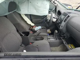 2014 Nissan Frontier SL z VIN 1N6AD0FV4EN724034, wystawiony jako Copart lot #58741975 z przebiegiem Nie podano mil oraz Nie do naprawy • Non repairable. Historia ofert i sprzedaży dostępna na DreamBid. Obrazek 7.