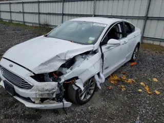 2018 Ford Fusion Energi SE with VIN 3FA6P0PU9JR159959, listed as a Copart auction lot 65329722 with 0 mi miles. Bid and sale history available at carsss.com. Image 9.