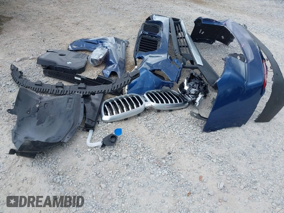 2024 BMW X3 sDrive30i z VIN 5UX43DP00R9U75600, wystawiony jako IAAI lot #42072731 z przebiegiem Nie podano mil oraz . Historia ofert i sprzedaży dostępna na DreamBid. Obrazek 12.
