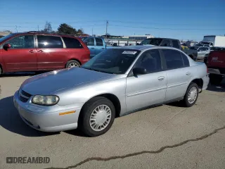 2002 Chevrolet Malibu with VIN 1G1ND52J62M512640, listed as a Copart auction lot 43943325 with 176,763 mi miles and Salvage Title. Bid and sale history available at carsss.com. Image 1.