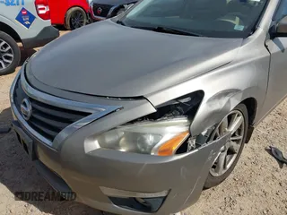 2014 Nissan Altima SV with VIN 1N4AL3AP5EC328776, listed as a IAAI auction lot 41835169 with 182,753 mi miles and . Bid and sale history available at DreamBid. Image 6.