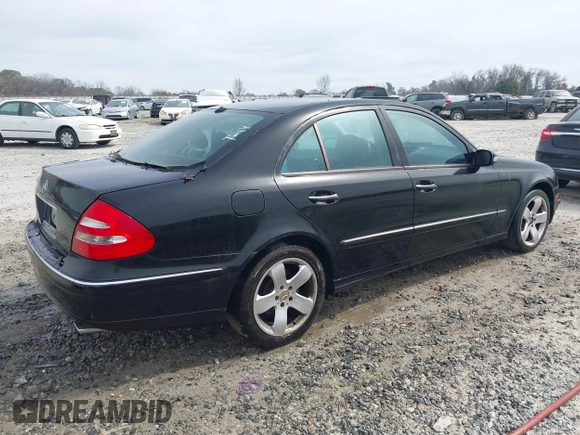 2004 Mercedes-Benz E-Class 5.0L with VIN WDBUF70J64A489519, listed as a IAAI auction lot 41675167 with 226,361 mi miles. Bid and sale history available at carsss.com. Image 4.