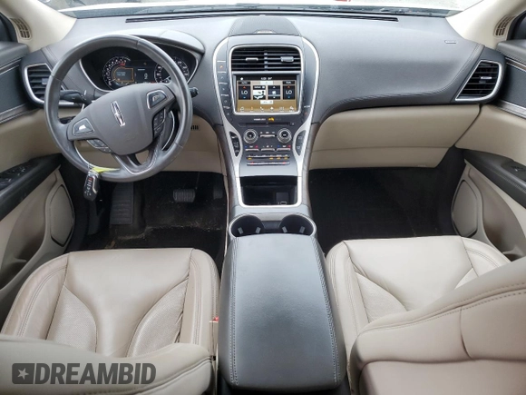 2017 Lincoln MKX Select with VIN 2LMPJ6KR5HBL19897, listed as a Copart auction lot 45290675 with 62,993 mi miles and Salvage Title. Bid and sale history available at carsss.com. Image 8.