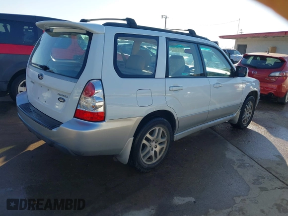 2006 Subaru Forester 2.5 X L.L. Bean Edition with VIN JF1SG676X6H740110, listed as a IAAI auction lot 41761598 with 151,712 mi miles. Bid and sale history available at carsss.com. Image 4.