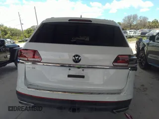 2022 Volkswagen Atlas SE z VIN 1V2WR2CA6NC544975, wystawiony jako IAAI lot #39643571 z przebiegiem 42 210 mil mil oraz . Historia ofert i sprzedaży dostępna na DreamBid. Obrazek 16.