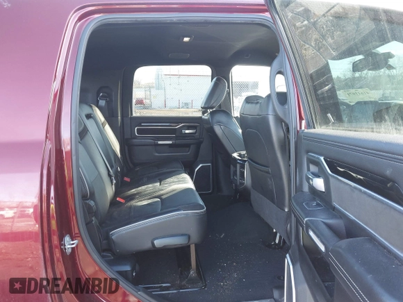 2019 Ram 2500 Laramie with VIN 3C6UR5NL8KG652913, listed as a IAAI auction lot 41611071 with 154,955 mi miles. Bid and sale history available at carsss.com. Image 8.