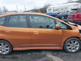 2010 Honda Fit Sport with VIN JHMGE8H46AC009662, listed as a IAAI auction lot 41990501 with 184,110 mi miles. Bid and sale history available at carsss.com. Image 13.