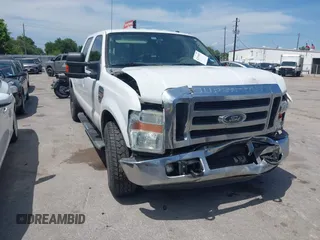 2010 Ford F-250 XL z VIN 1FTSW2AR2AEA27317, wystawiony jako IAAI lot #42316807 z przebiegiem 188 221 mil mil oraz . Historia ofert i sprzedaży dostępna na DreamBid. Obrazek 1.