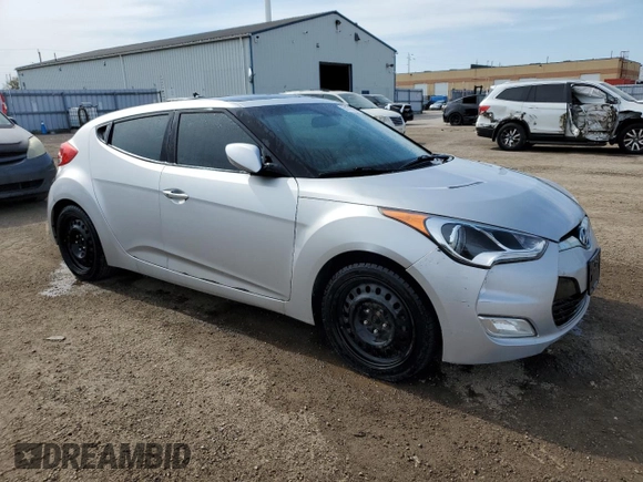 2013 Hyundai Veloster w/Black Int с VIN KMHTC6AD4DU139261, выставлен на аукционе Copart как лот 56175095 с пробегом 148 483 миль миль и Чистый • Clean title. История ставок и продаж доступна на DreamBid. Изображение 4.